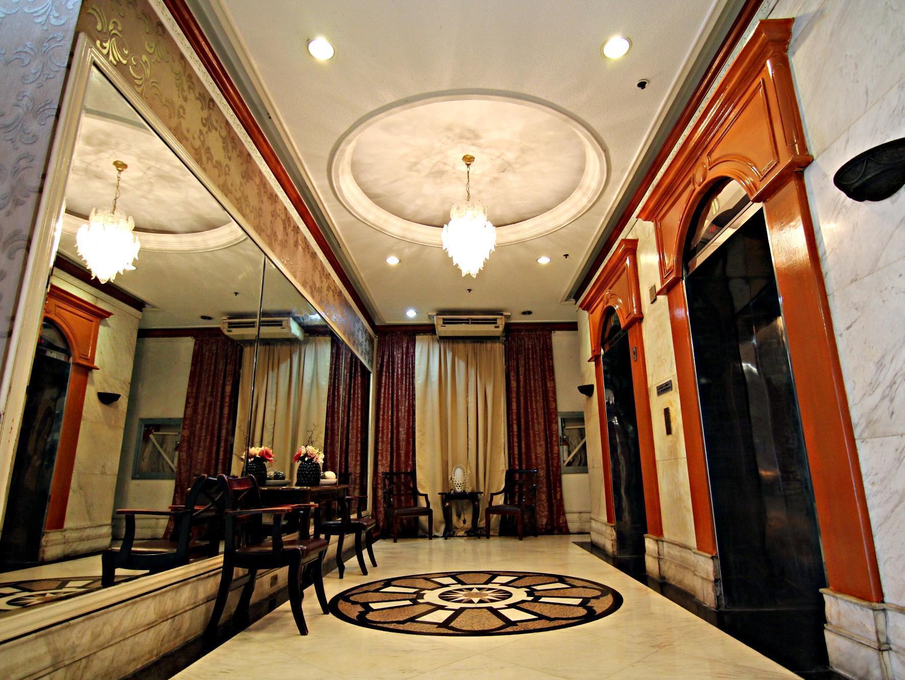 Mpt Suites Makati City Buitenkant foto