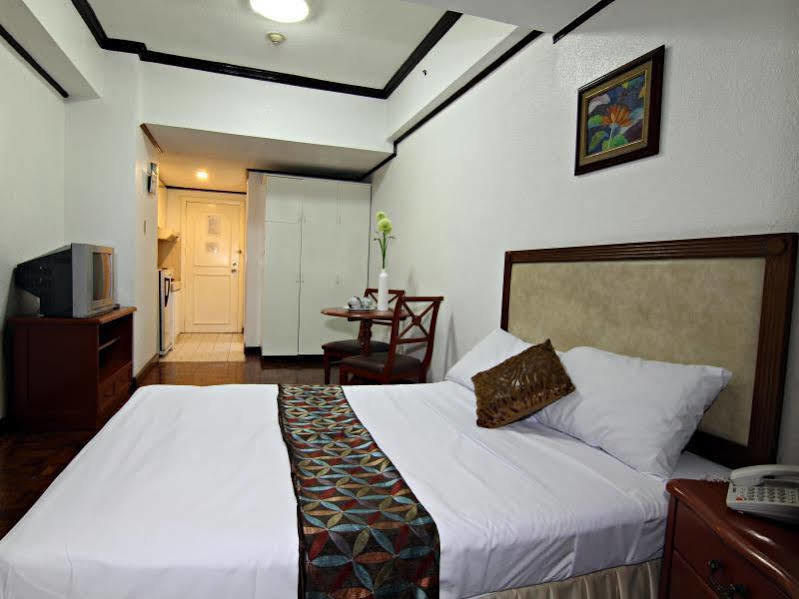 Mpt Suites Makati City Buitenkant foto
