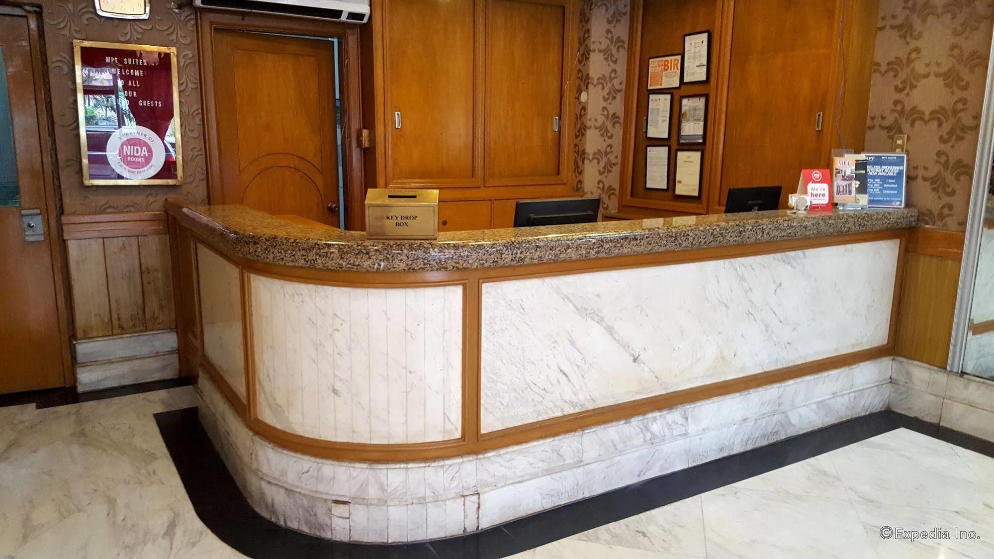 Mpt Suites Makati City Buitenkant foto